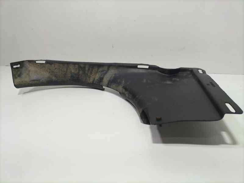 Recambio de molduras delanteras para tata telcoline 4x4 pick up referencia OEM IAM D/483DLTC49 82105 