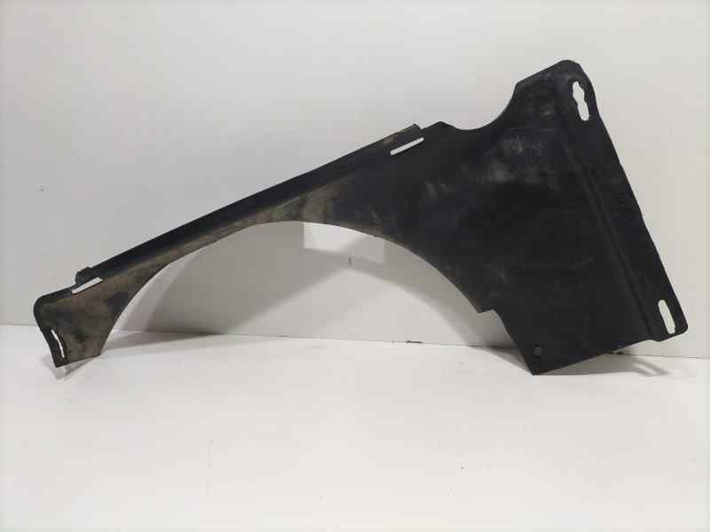 Recambio de molduras delanteras para tata telcoline 4x4 pick up referencia OEM IAM D/483DLTC49 82105 