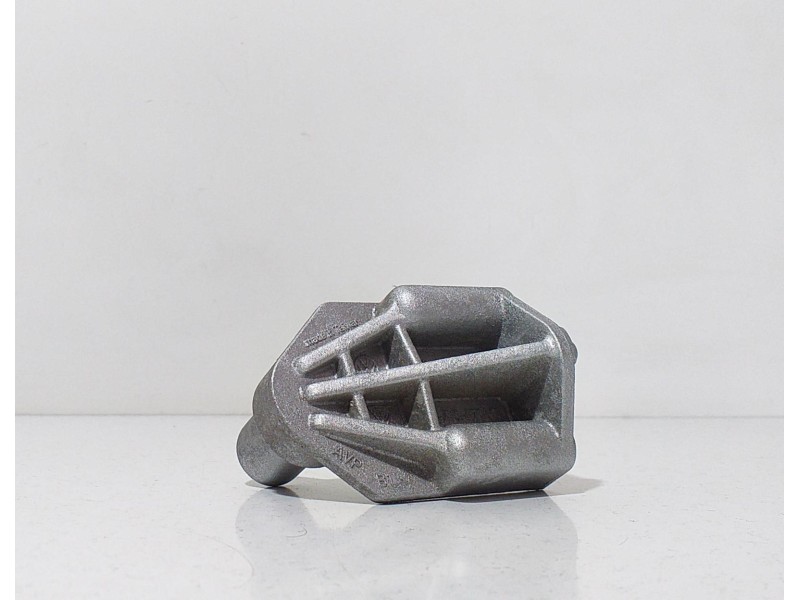 Recambio de soporte radiador para porsche cayenne (typ 92aa) gts referencia OEM IAM 7P0121079 66216 