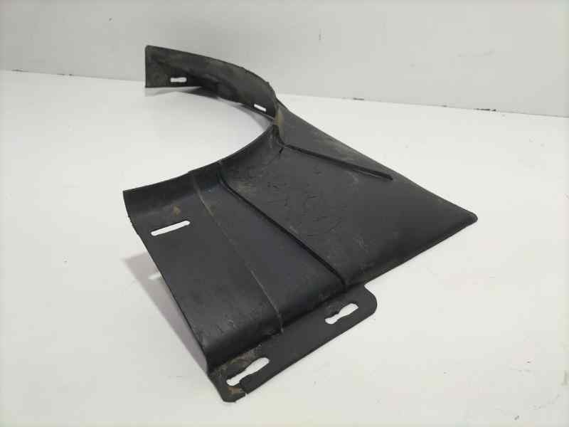 Recambio de molduras delanteras para tata telcoline 4x4 pick up referencia OEM IAM D/483DLTC49 82106 