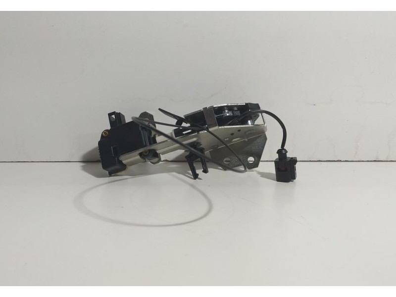 Recambio de cerradura maletero / porton para volkswagen touareg (7l6) tdi v6 +motion referencia OEM IAM 7L0827506E 77968 