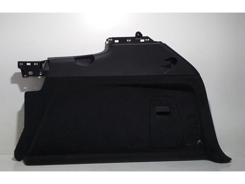 Recambio de guarnecido porton trasero para porsche cayenne (typ 92aa) gts referencia OEM IAM 7P5867038 66220 