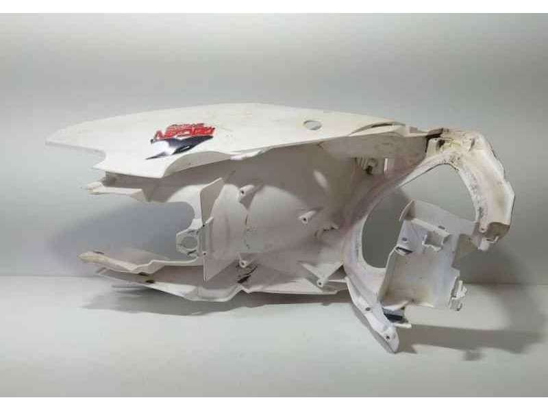 Recambio de molduras traseras para honda cr 125 cross 2015 referencia OEM IAM  86698 