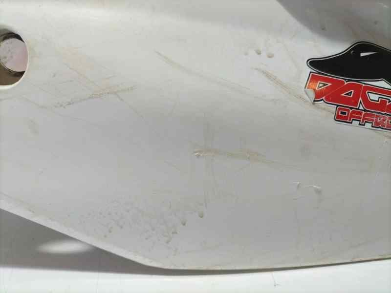Recambio de molduras traseras para honda cr 125 cross 2015 referencia OEM IAM  86698 