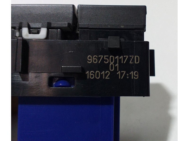 Recambio de intercooler para peugeot 208 style referencia OEM IAM 96750117ZD 58487 