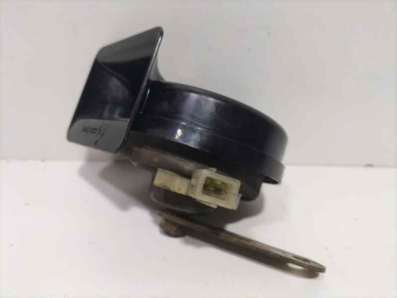 Recambio de claxon para peugeot 206 berlina xt referencia OEM IAM E200884 82117 