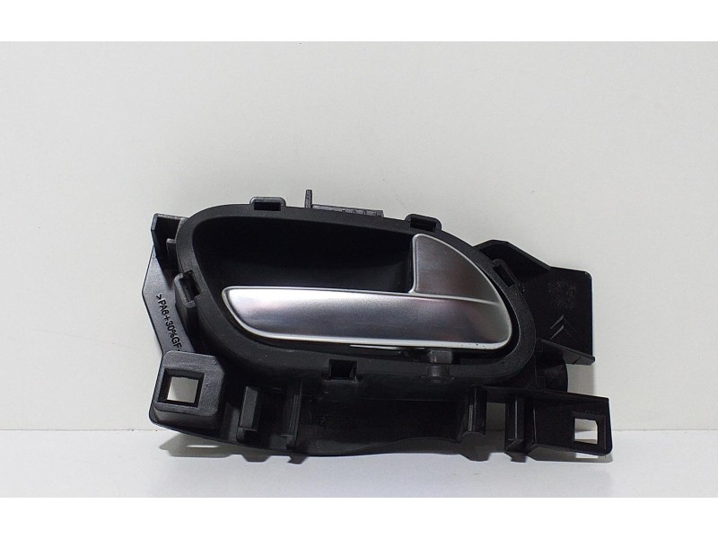 Recambio de maneta interior delantera derecha para peugeot 208 style referencia OEM IAM 96555516VV 58489 