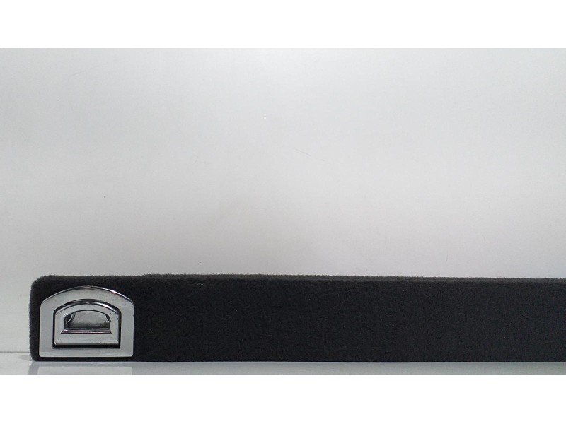 Recambio de guarnecido porton trasero para porsche cayenne (typ 92aa) gts referencia OEM IAM 7P5863527A 66222 