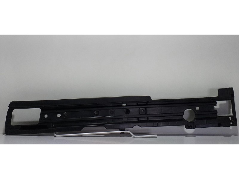 Recambio de guarnecido porton trasero para porsche cayenne (typ 92aa) gts referencia OEM IAM 7P0863599A 66225 