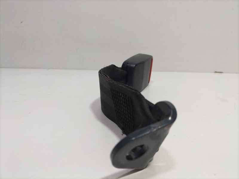 Recambio de cinturon seguridad trasero izquierdo para peugeot 206 berlina xt referencia OEM IAM KFW 82121 