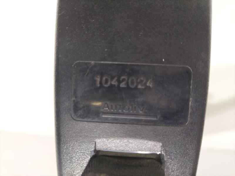 Recambio de cinturon seguridad trasero izquierdo para peugeot 206 berlina xt referencia OEM IAM KFW 82121 