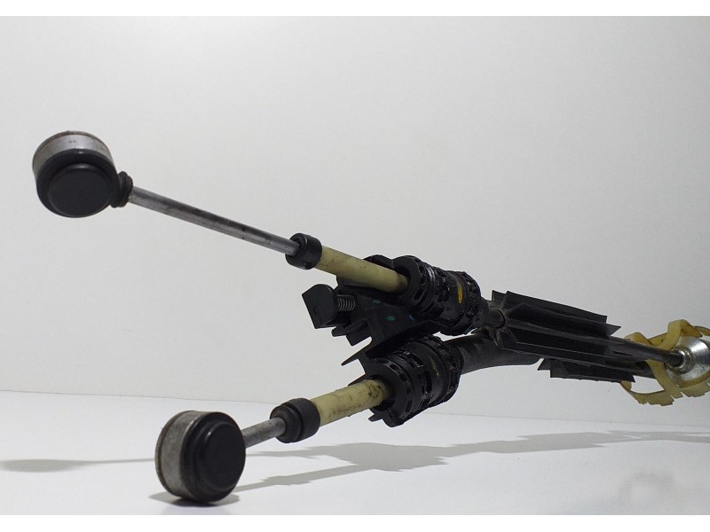 Recambio de varillaje cambio para peugeot 208 style referencia OEM IAM BH02 58509 