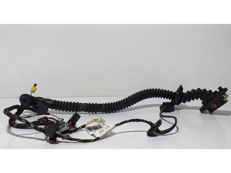 Recambio de puerta delantera izquierda para porsche cayenne (typ 92aa) gts referencia OEM IAM 7P5971161A 66233 