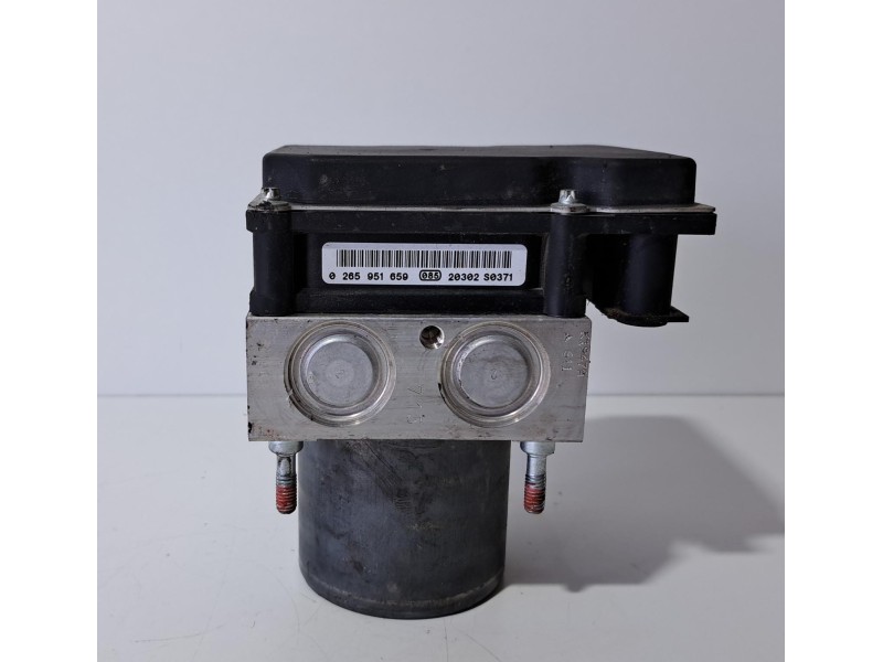 Recambio de abs para toyota auris 1.6 16v cat referencia OEM IAM 4454002350 75751 R