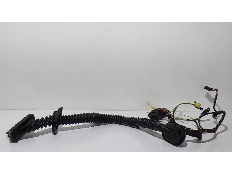 Recambio de puerta delantera derecha para porsche cayenne (typ 92aa) gts referencia OEM IAM 7P5971162S 66234 