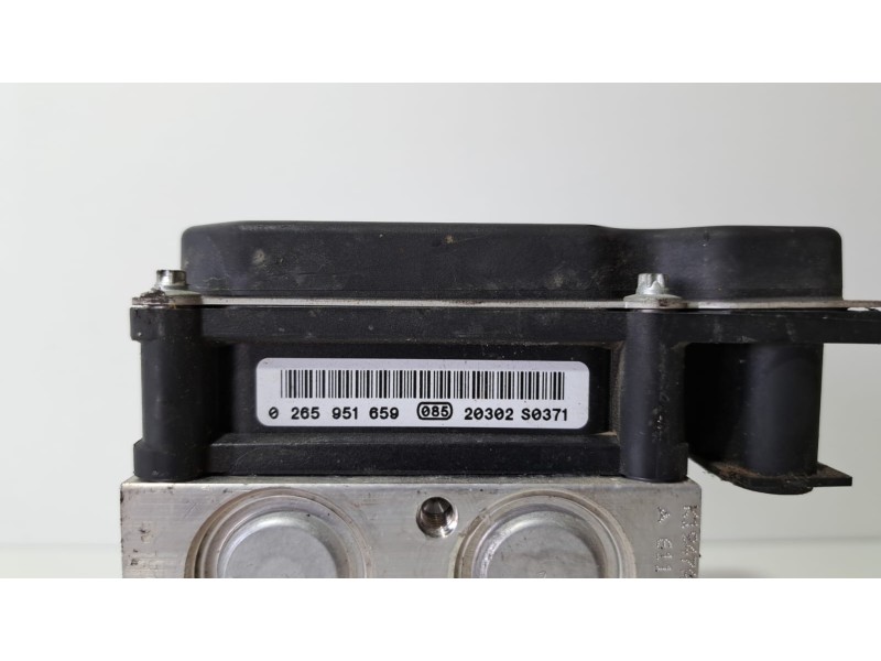 Recambio de abs para toyota auris 1.6 16v cat referencia OEM IAM 4454002350 75751 R