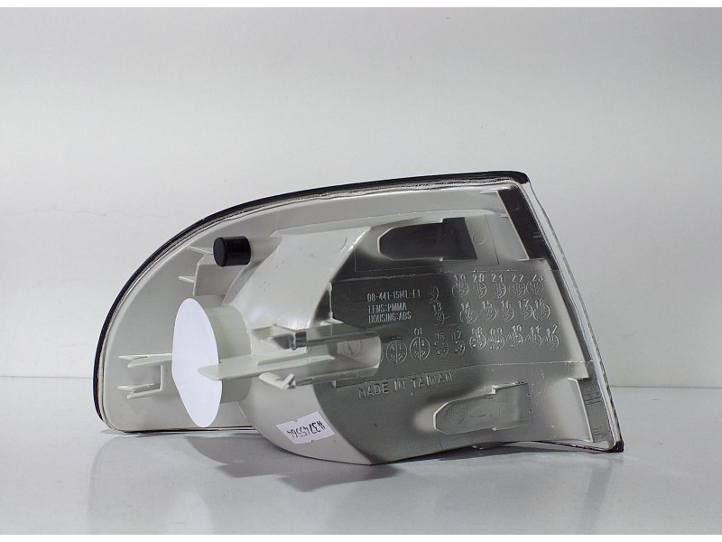Recambio de piloto delantero izquierdo para audi a4 avant (b5) 1.9 tdi referencia OEM IAM AFN 68822  Recambio de piloto delantero izquierdo para audi a4 avant (b5) 1.9 tdi referencia OEM IAM AFN 68822