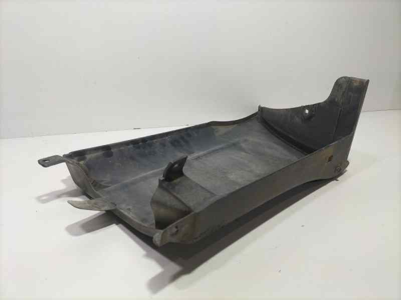 Recambio de aletin trasero izquierdo para toyota land cruiser (j9) td gx (5-ptas.) referencia OEM IAM 5215360240 82157 