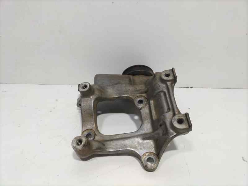 Recambio de rodillo tensor para toyota land cruiser (j9) td gx (5-ptas.) referencia OEM IAM 246260099 82163 