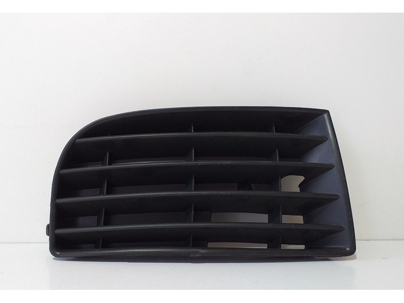 Recambio de rejilla paragolpes delantero para volkswagen golf v berlina (1k1) conceptline (e) referencia OEM IAM 107233215 68836