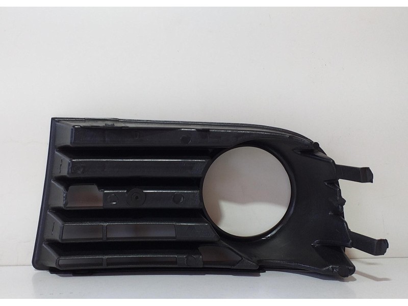 Recambio de rejilla paragolpes delantero para volkswagen golf v berlina (1k1) conceptline (e) referencia OEM IAM 107233203 68837