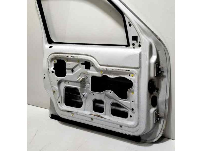 Recambio de puerta delantera izquierda para renault kangoo (f/kc0) authentique 4x4 referencia OEM IAM 7751471745 83481 
