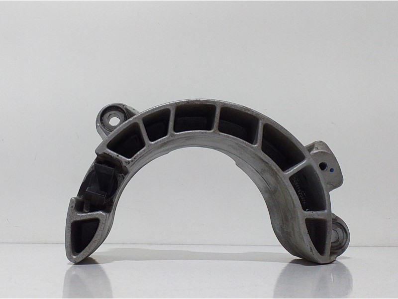 Recambio de soporte alternador para porsche cayenne (typ 92aa) gts referencia OEM IAM 9481152047R 66272 