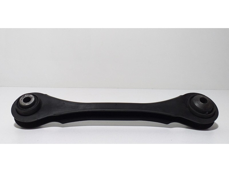 Recambio de brazo suspension superior trasero derecho para bmw serie 4 gran coupe (f36) 420d referencia OEM IAM 6792519 58568 