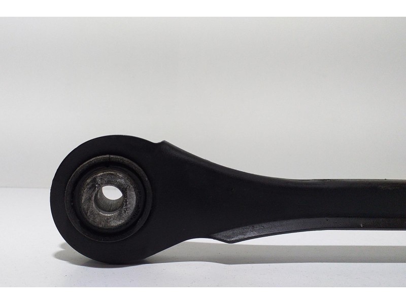 Recambio de brazo suspension superior trasero derecho para bmw serie 4 gran coupe (f36) 420d referencia OEM IAM 6792519 58568 