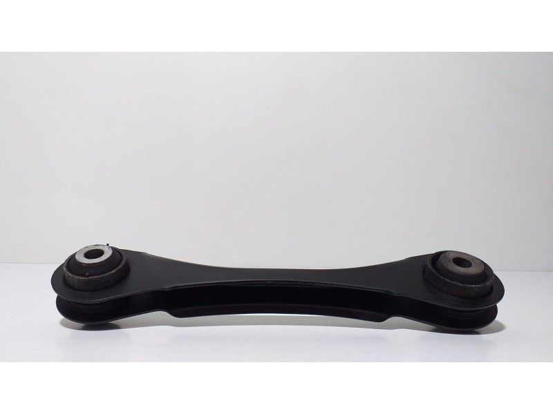 Recambio de brazo suspension superior trasero derecho para bmw serie 4 gran coupe (f36) 420d referencia OEM IAM 6792517 58569 