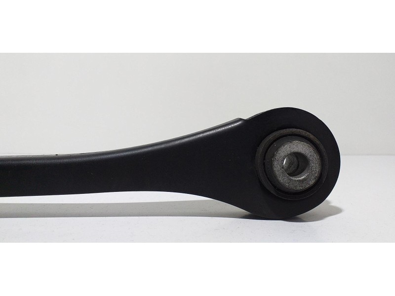 Recambio de brazo suspension inferior trasero derecho para bmw serie 4 gran coupe (f36) 420d referencia OEM IAM 6792527 58573 
