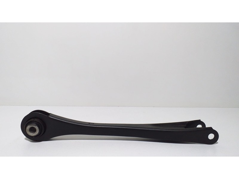 Recambio de brazo suspension inferior trasero izquierdo para bmw serie 4 gran coupe (f36) 420d referencia OEM IAM 6792527 58574 