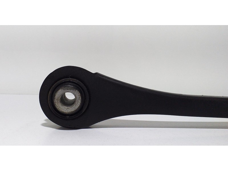 Recambio de brazo suspension inferior trasero izquierdo para bmw serie 4 gran coupe (f36) 420d referencia OEM IAM 6792527 58574 