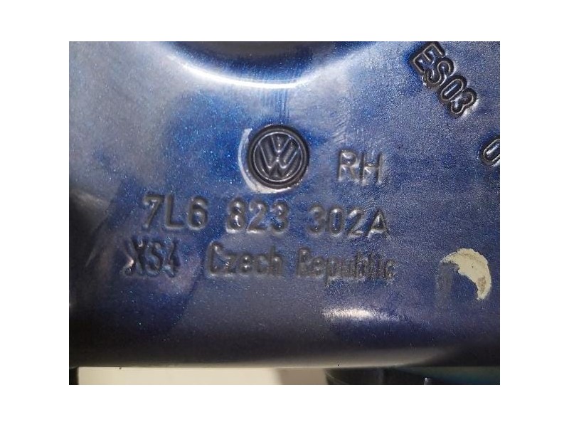 Recambio de capot para volkswagen touareg (7l6) tdi v6 +motion referencia OEM IAM 7L6823301A 78115 