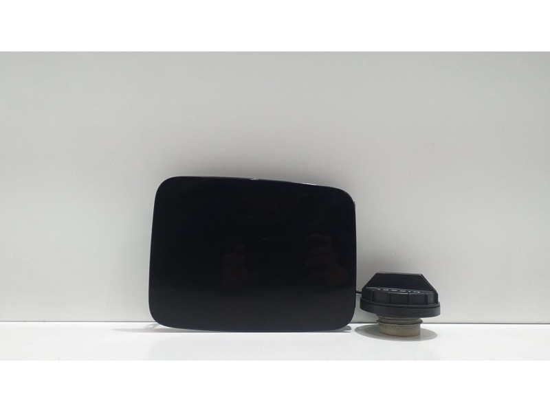 Recambio de tapa exterior combustible para kia sorento 2.5 crdi active referencia OEM IAM 695113E000 54651 