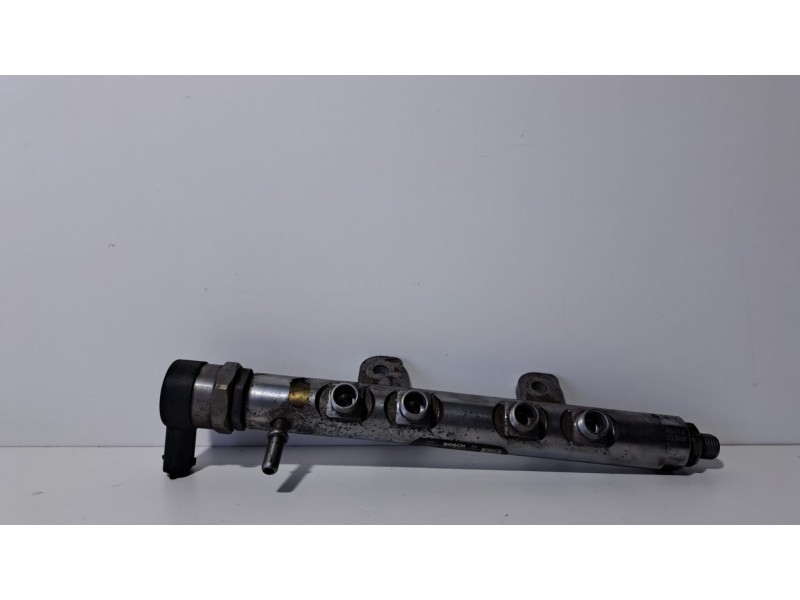 Recambio de rampa inyectora para citroën c6 3.0 v6 hdi fap cat (x801 / dt20c) referencia OEM IAM 0445216028 75845 R