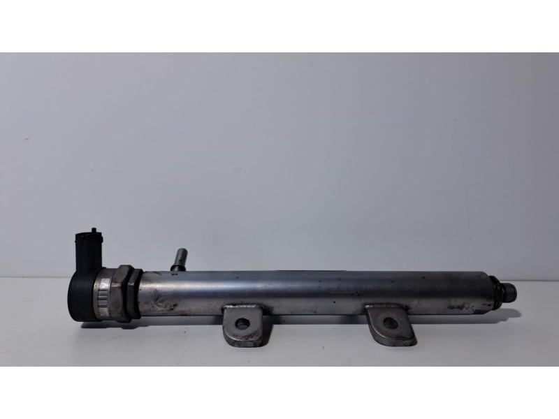 Recambio de rampa inyectora para citroën c6 3.0 v6 hdi fap cat (x801 / dt20c) referencia OEM IAM 0445216028 75845 R