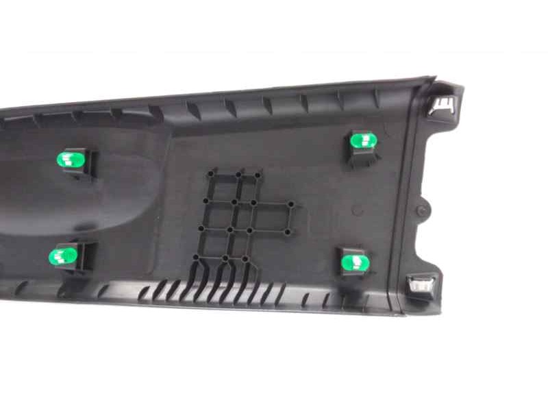 Recambio de moldura para opel crossland x design line referencia OEM IAM 455567867 46776 