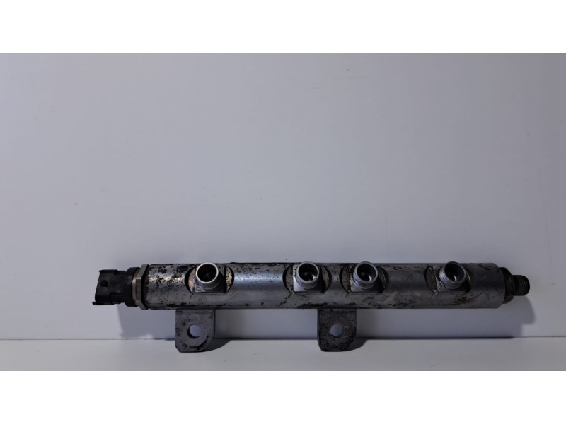 Recambio de rampa inyectora para citroën c6 3.0 v6 hdi fap cat (x801 / dt20c) referencia OEM IAM 0445216030 75846 R
