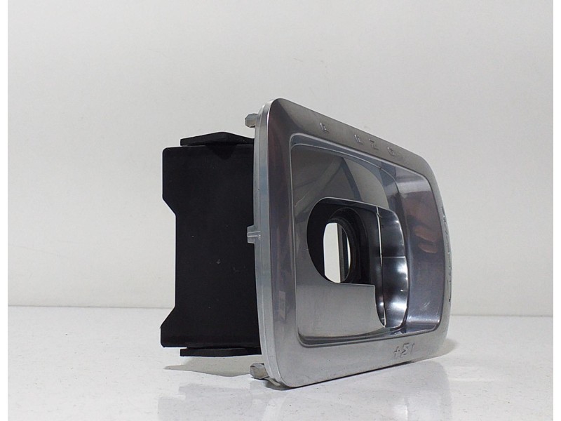 Recambio de guarnecidos palanca cambio para porsche cayenne (typ 92aa) gts referencia OEM IAM 7P5863419 66313 