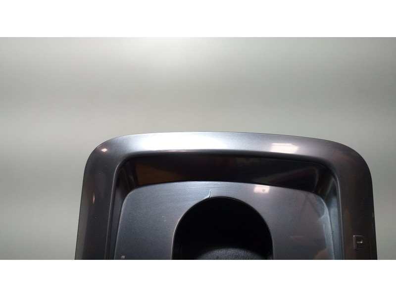 Recambio de guarnecidos palanca cambio para porsche cayenne (typ 92aa) gts referencia OEM IAM 7P5863419 66313 