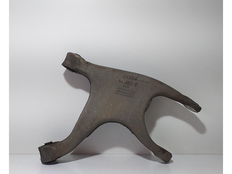 Recambio de brazo suspension inferior trasero derecho para audi q5 (8r) 3.0 tdi referencia OEM IAM 8R0505312B 68885 