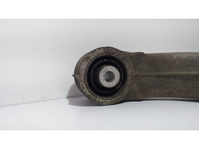 Recambio de brazo suspension inferior trasero derecho para audi q5 (8r) 3.0 tdi referencia OEM IAM 8R0505312B 68885 