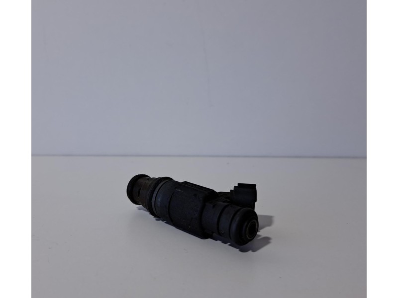 Recambio de inyector para volkswagen golf iv berlina (1j1) 2.8 v6 24v referencia OEM IAM 0280155985 75858 R