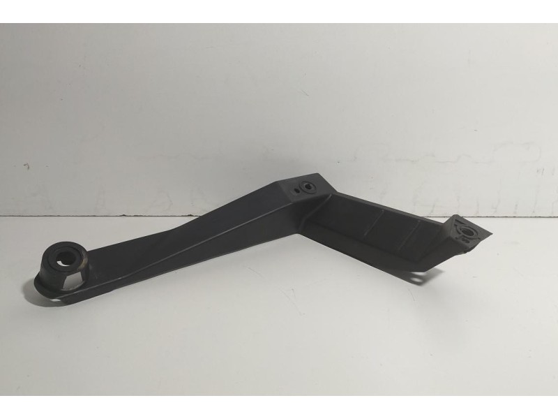 Recambio de molduras traseras para volkswagen touareg (7l6) tdi v6 +motion referencia OEM IAM 7L6807861 78110 