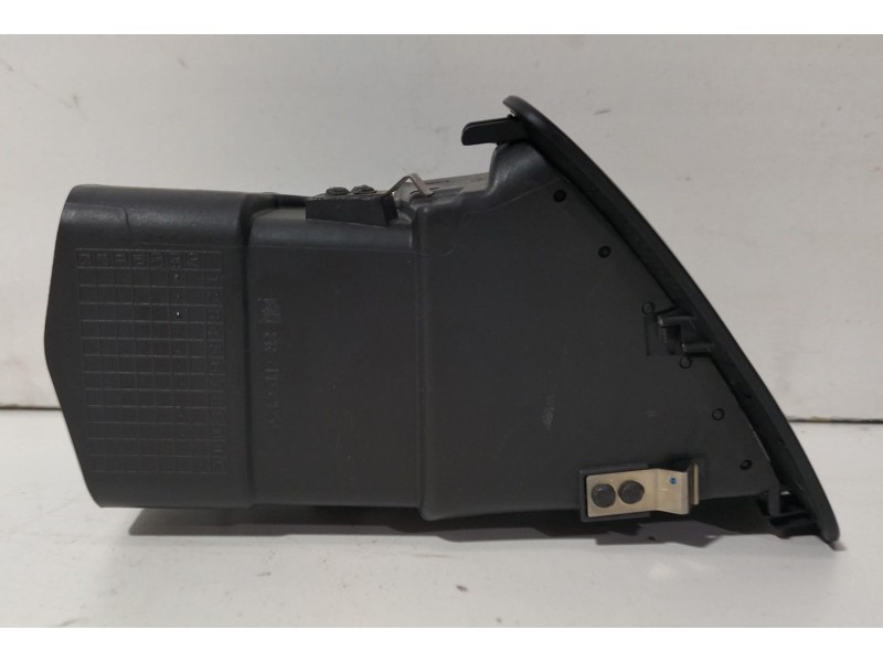 Recambio de rejilla aireadora para opel insignia berlina cosmo referencia OEM IAM 13273489 78208 