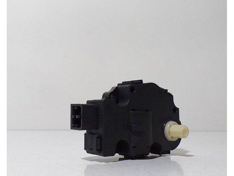 Recambio de motor apertura trampillas climatizador para porsche cayenne (typ 92aa) gts referencia OEM IAM EFB445 66328 