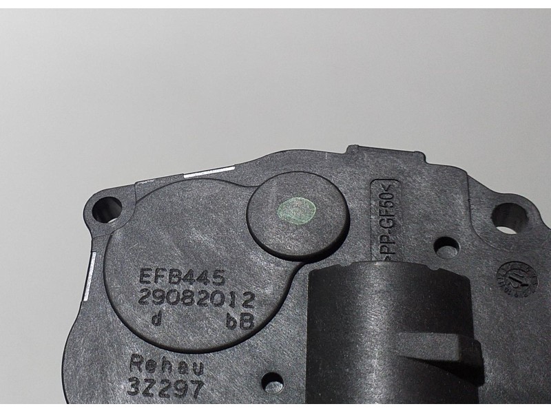 Recambio de motor apertura trampillas climatizador para porsche cayenne (typ 92aa) gts referencia OEM IAM EFB445 66329 