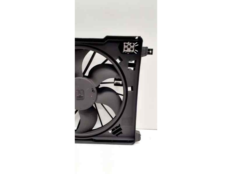 Recambio de electroventilador para renault scenic ii confort dynamique referencia OEM IAM 8200680624 42343 