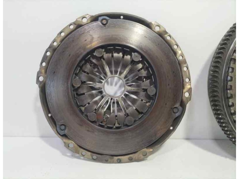 Recambio de volante motor para ford mondeo berlina (ge) titanium x referencia OEM IAM 415042710 86905 